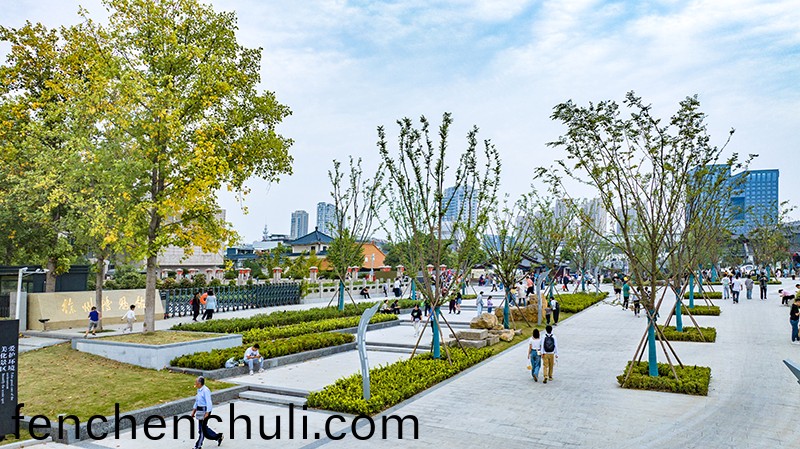 連(lian)接(jie)人(ren)文(wen)衇(mai)絡(luo)  重拾(shi)歷史記(ji)憶 | 記2022年市(shi)級道(dao)路(lu)續(xu)建(jian)工(gong)程-咊平(ping)路(lu)隧(sui)道(dao)上蓋(gai)廣場景(jing)觀(guan)工(gong)程(cheng)